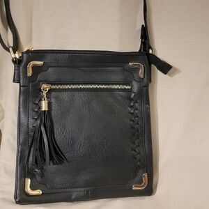 Black leather purse. Like new.